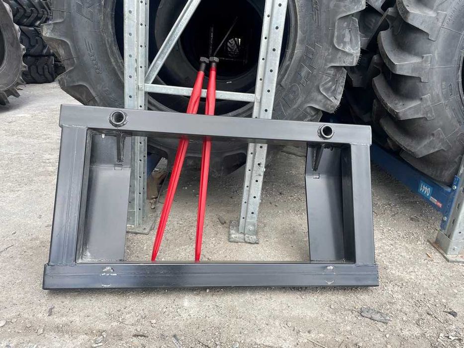 Furca universala pentru orice tip de tractor cu tepuse de 110