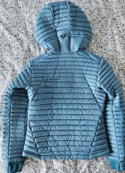 Продавам пухинка Black Diamond Forge Down Hoody Women