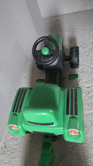 Tractor plimbare copii