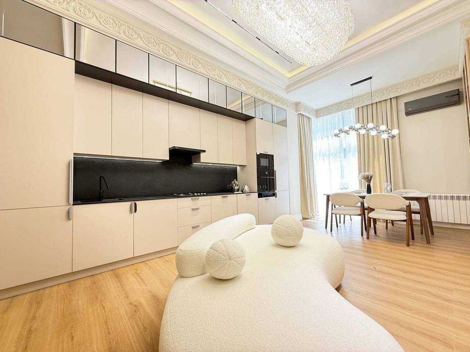 Аренда 3-комнат 92м2 Ор-р Глинка - 8 роддом