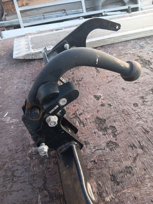 Теглич Dacia Sandero III