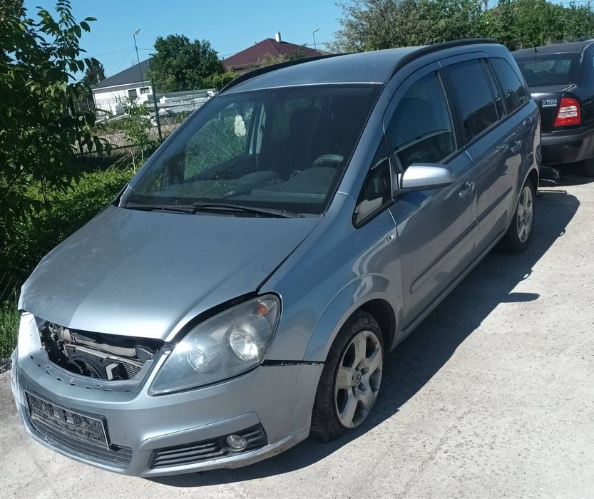 Dezmembrez Opel Zafia B 1.9 diesel