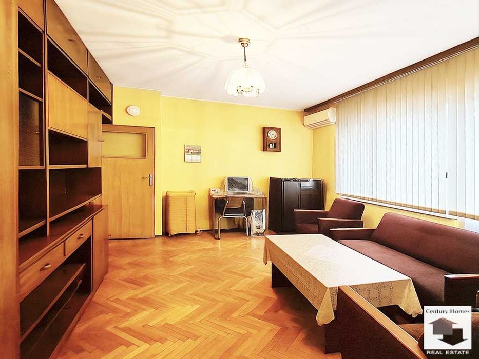 104966 ЕКСКЛУЗИВНО! Тристаен апартамент с гараж, център В. Търново