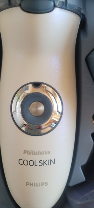 Электробритва Philips "Cool Skin".