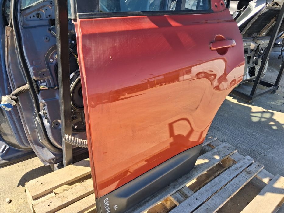 Врата Nissan Qashqai 2008г.