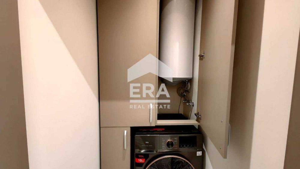 Дава се под наем Тристаен апартамент в Русе, Център - 86 кв.м за 950 € - Снимка #15