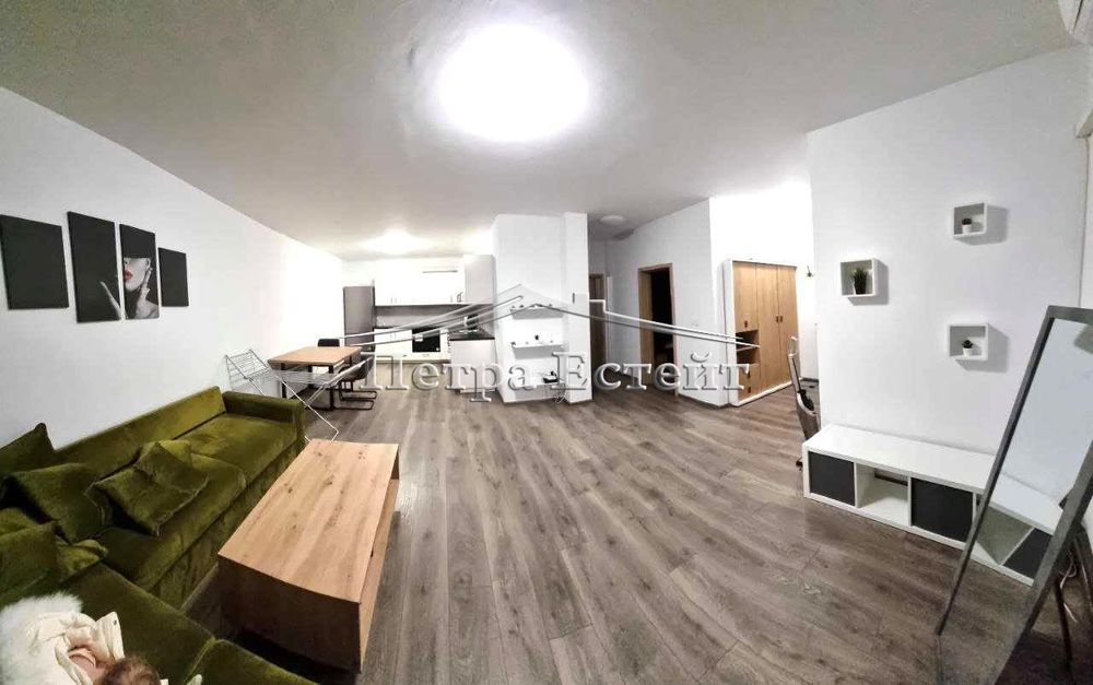 Дава се под наем Двустаен апартамент в к.к. Св.Св. Константин и Елена - 95 кв.м за 550 € - Снимка #4