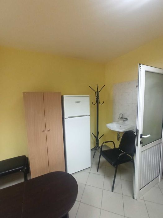 Дава се под наем Едностаен апартамент в Бургас, Братя Миладинови - 45 кв.м за 178.5 € - Снимка #2