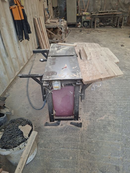 Станок циркулярка