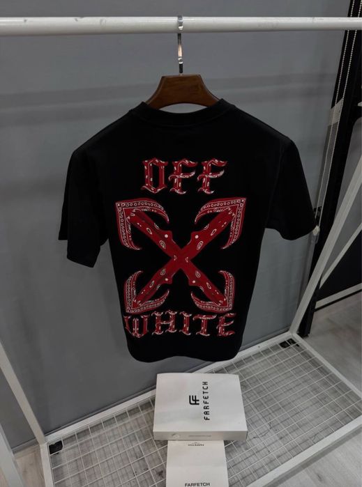 Нови тениски Off-White