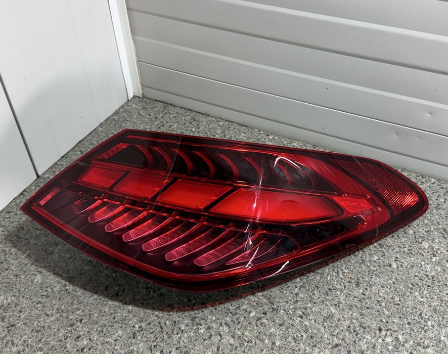 Tripla Mercedes-Benz C W206