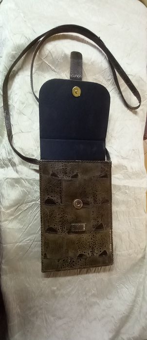 Дамски чанти от екзотични кожи-змийска и крокодилска