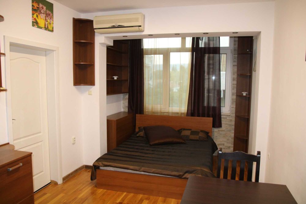 Дава се под наем Тристаен апартамент в Варна, Център - 70 кв.м за 648.21 € - Снимка #5