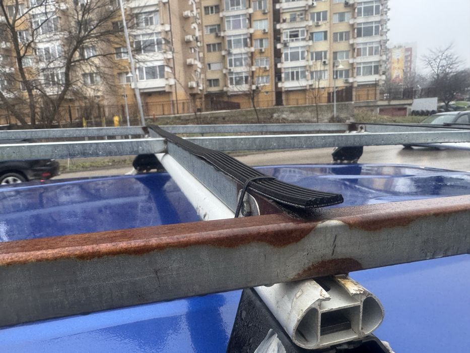 Багажник за покрив