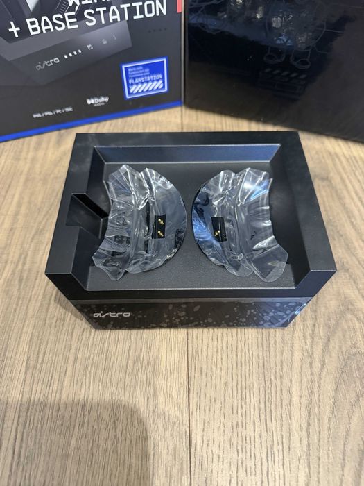 Продавам слушалки Astro A50 Gen4