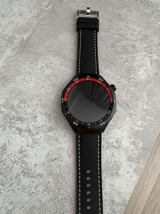 Продам смарт часы Erun