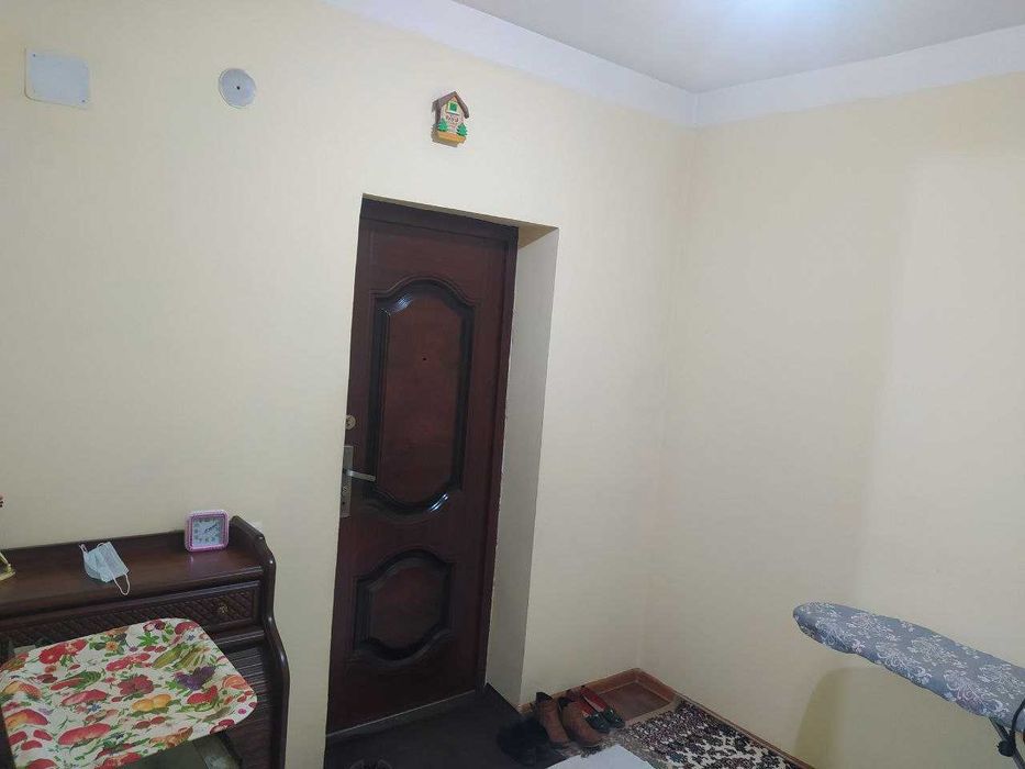 Продается  4-х комнатная квартира своя в районе Чиланзар, Алгоритм