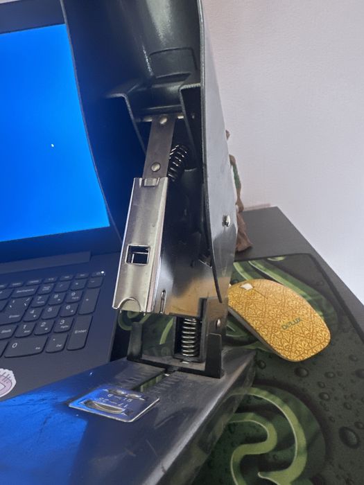 Продам степлер