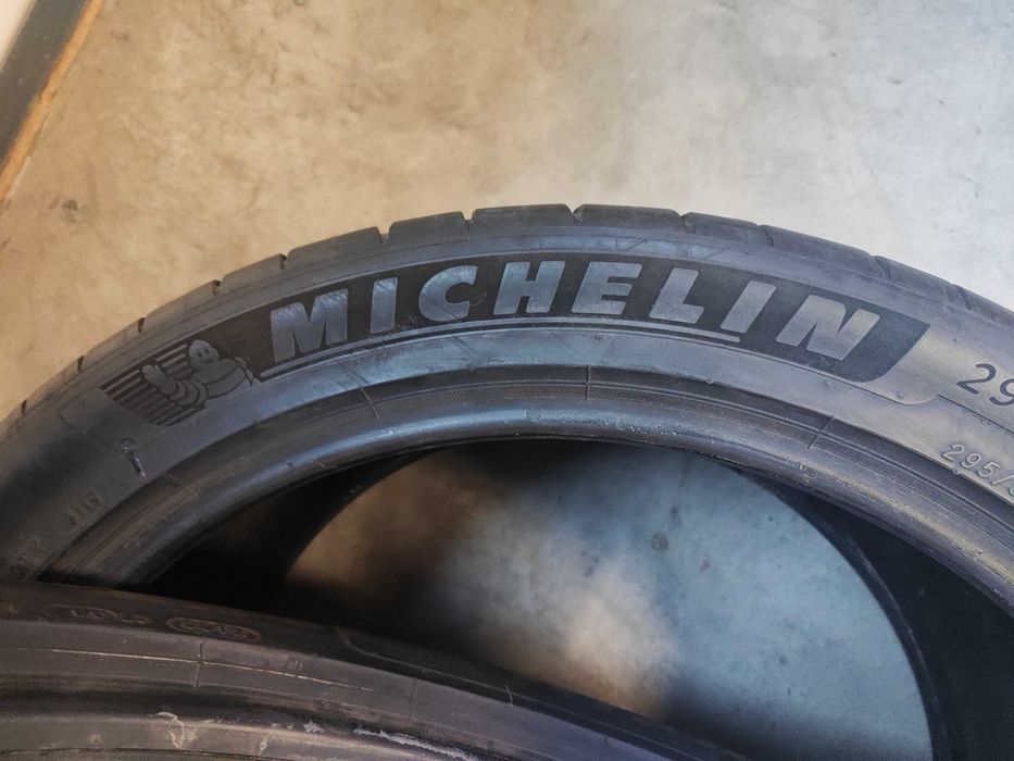 2бр.летни гуми 295/35/20 Michelin