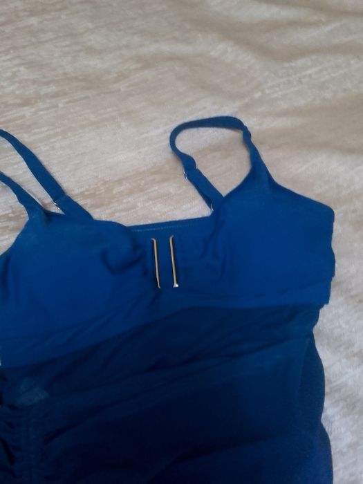 Продам купальники