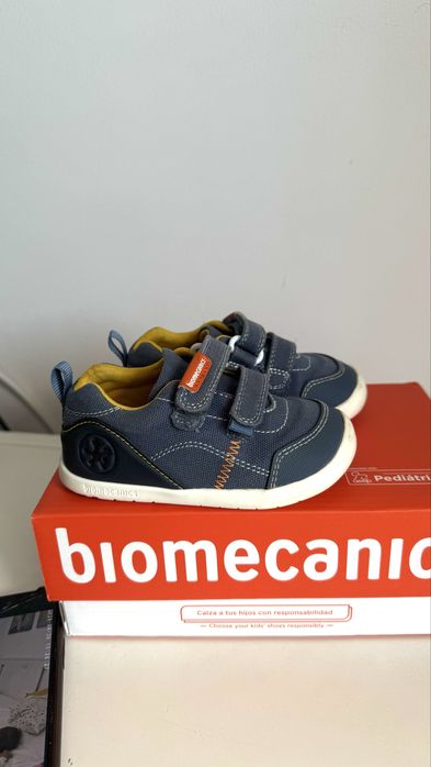 Adidasi Biomecanics marimea 21
