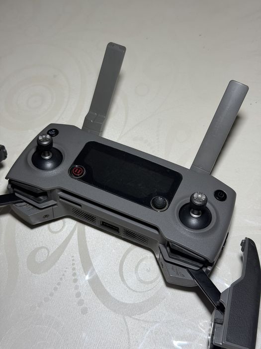 Продам дрон DJI MAVIC 2 pro