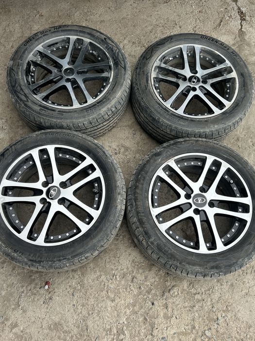 Диски и шины почти новые