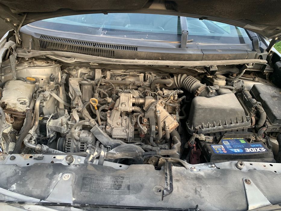 Toyota Auris 1.4d4d 90кс 6 скорости