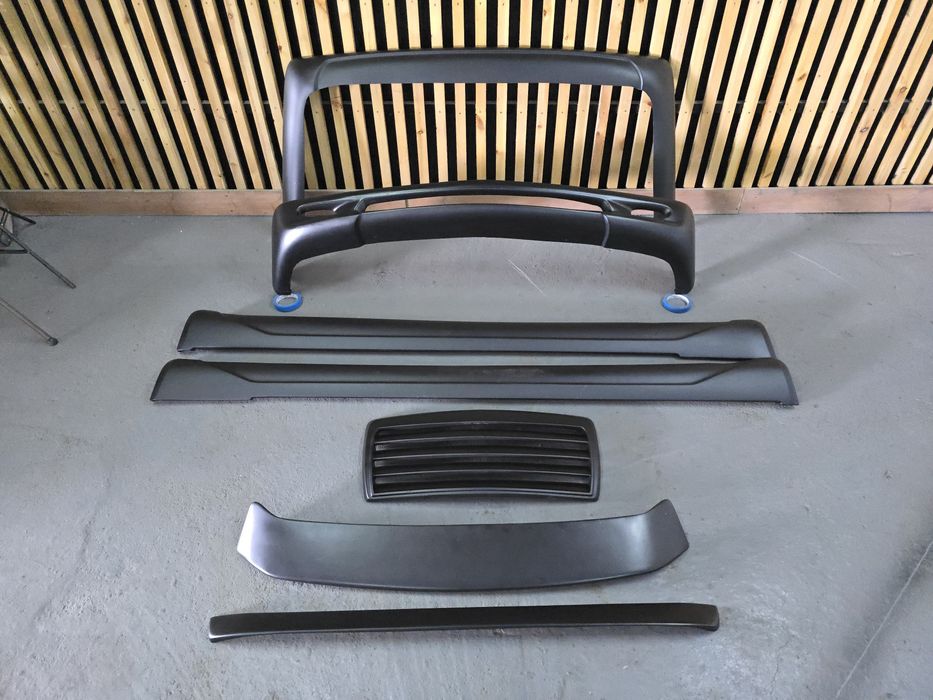 Mercedes W124 WALD executive line.