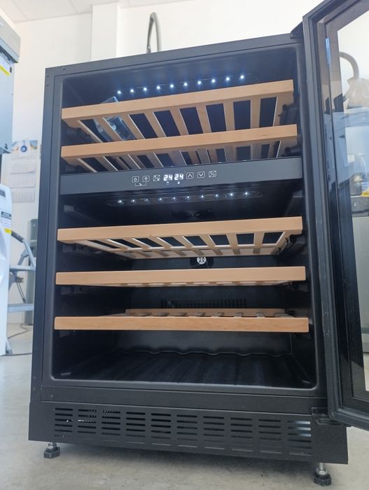 Нова!!! Витрина за вино FRILEC