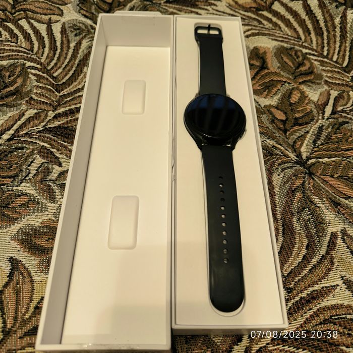 Продавам Xiaomi Watch 2