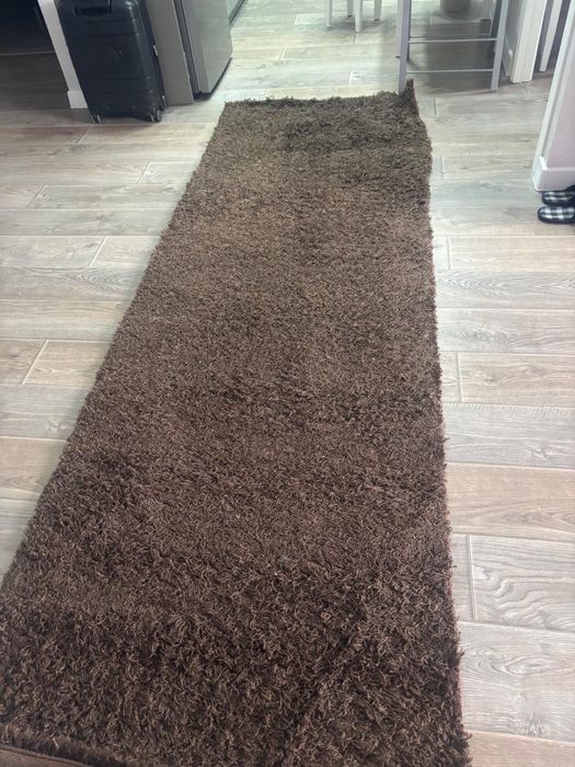 Продам ковры в хорошем качестве (4шт)