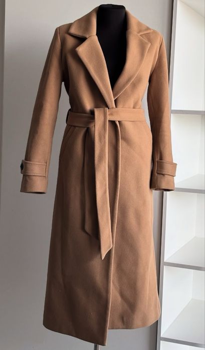 Куртки пальто продам