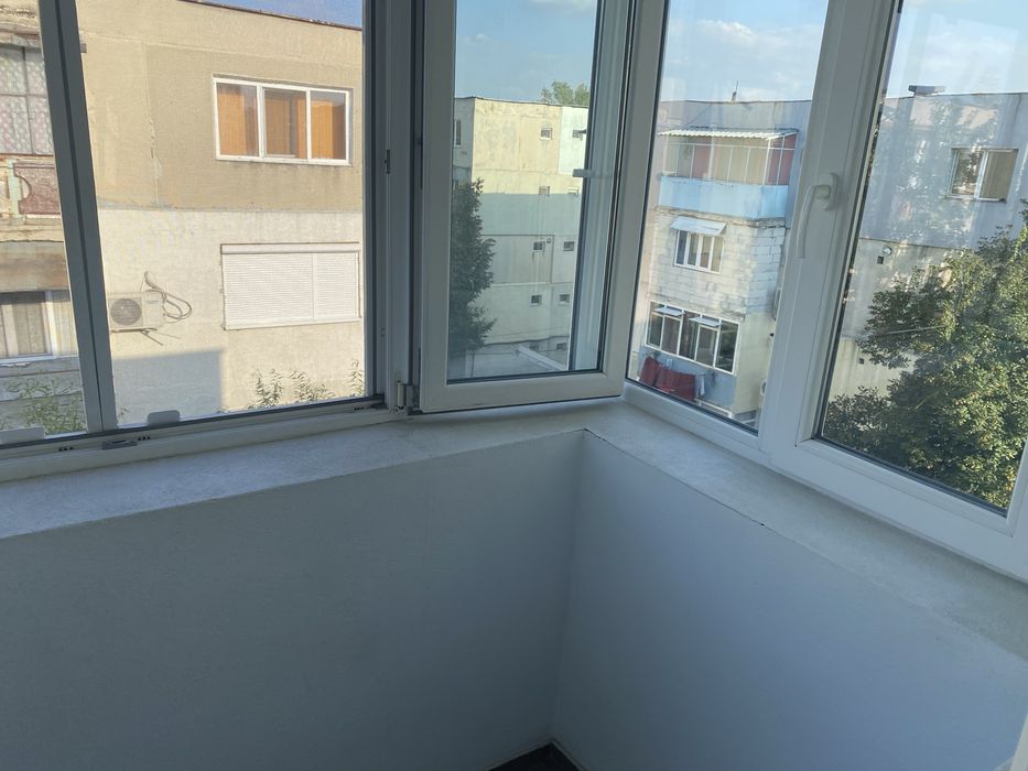 Vand apartament 2 camere