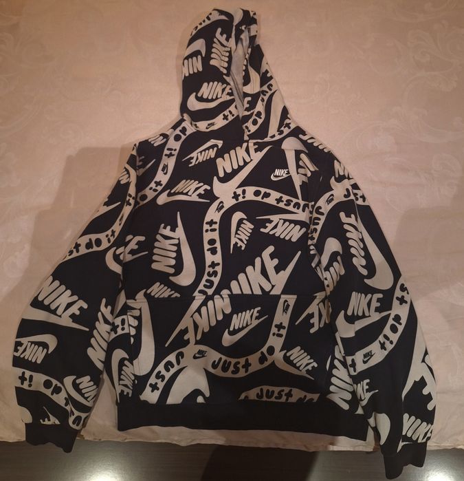 Nike hoodie 158-170см