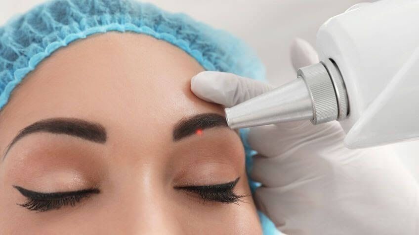 Как проходит процедура перманентного макияжа Как проходит процедура перманентного макияжа