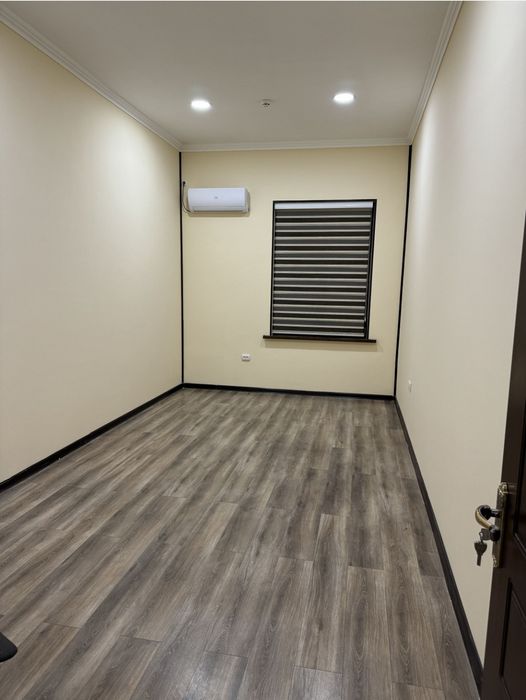 Сдаётся хороший офис.недалеко от метро Ак тепа круг доступ 24/7