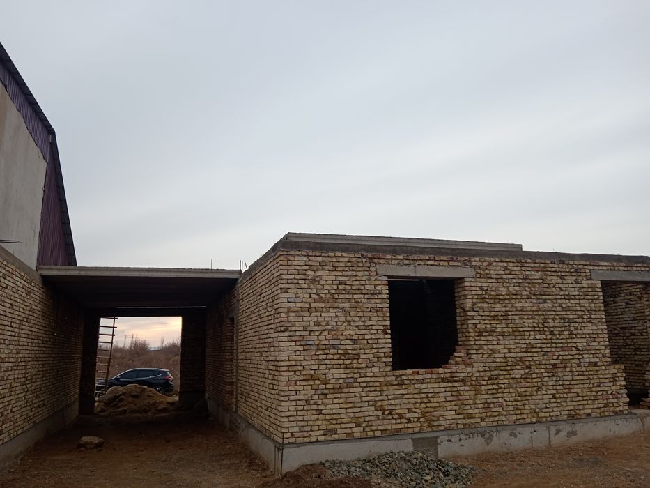 ХАНТОРЕ  бетте шала питкен жай сатылады