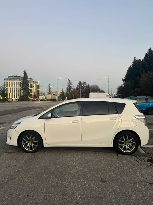 Toyota Verso Фейслифт Автоматик