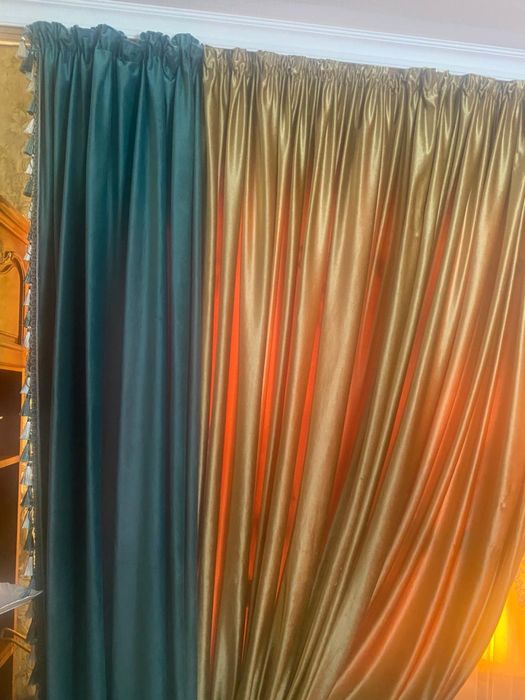 Шторы велюровые две пары