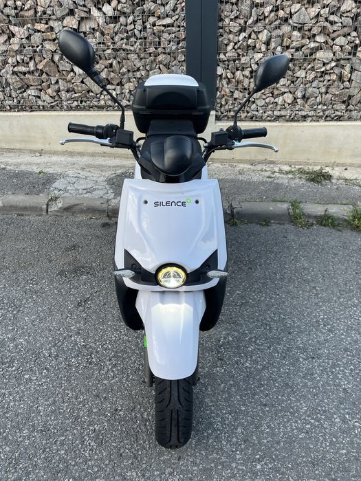 Scuter electric Silence s02  125 categoria A1 si B moto