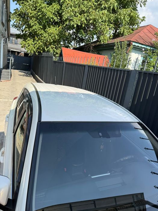 Toyota RAV4 2014 года