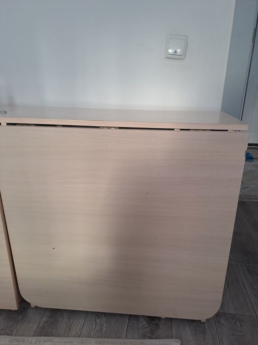 Продам стол книжку