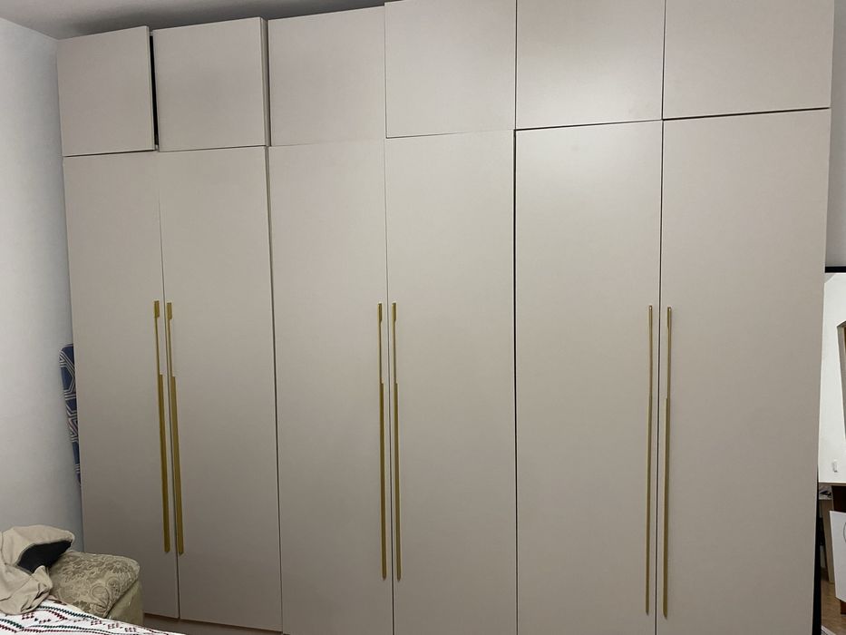 Продам шифоньер в идеальном состояний