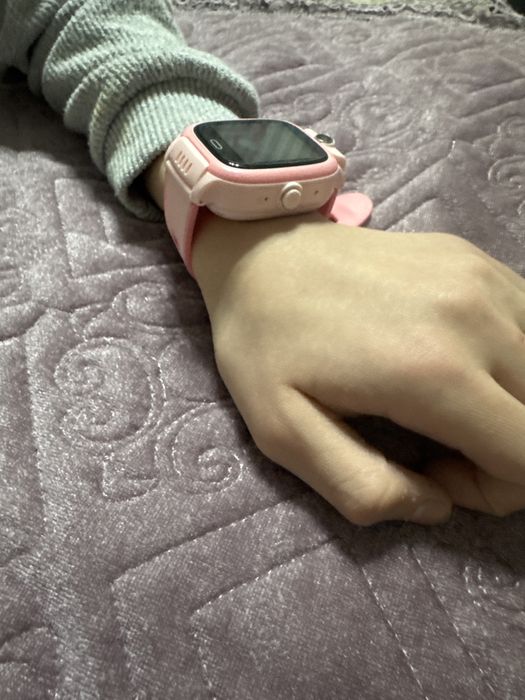 Детские смарт часы проктически новые