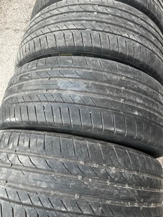 Продам шины летние от Сантафе