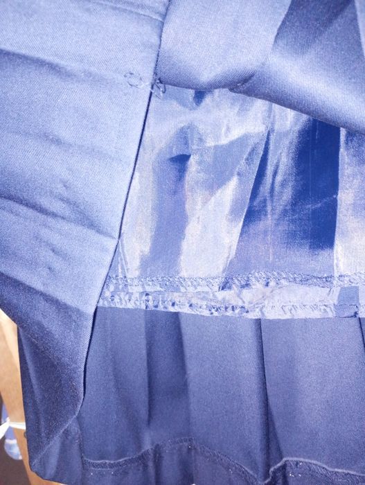 Продам костюм синий юбка и пиджак