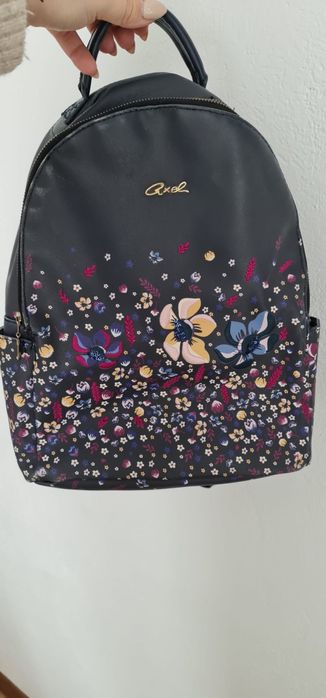 Чанти Axel в идеално състояние