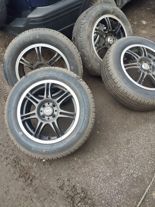 Диски с резиной  четыре штуки