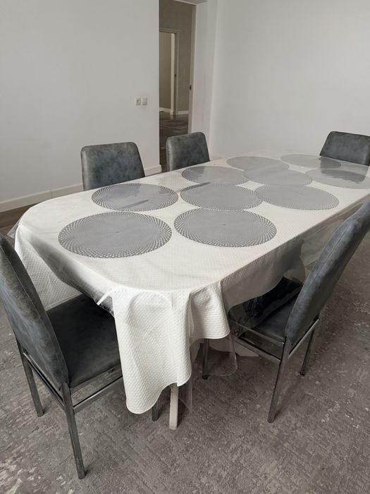 Кухонный стол